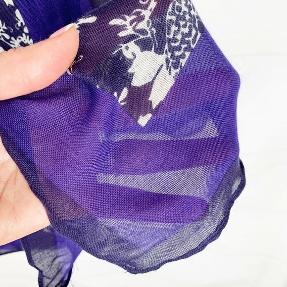 NEW Crown Ivy Scarf Rectangle Navy Blue White Floral Solid Border Gift NWT - Picture 3 of 7